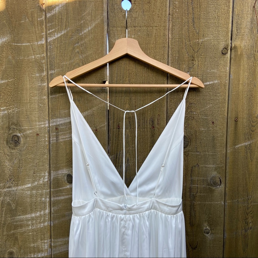 White Satin Backless Maxi Dress ๐ฟ S - Picture 9 of 10